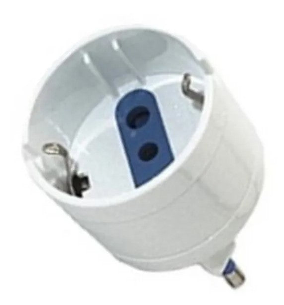 Adaptador Enchufe Macho Pata Americana 10(a) 250(v) 1500(w)